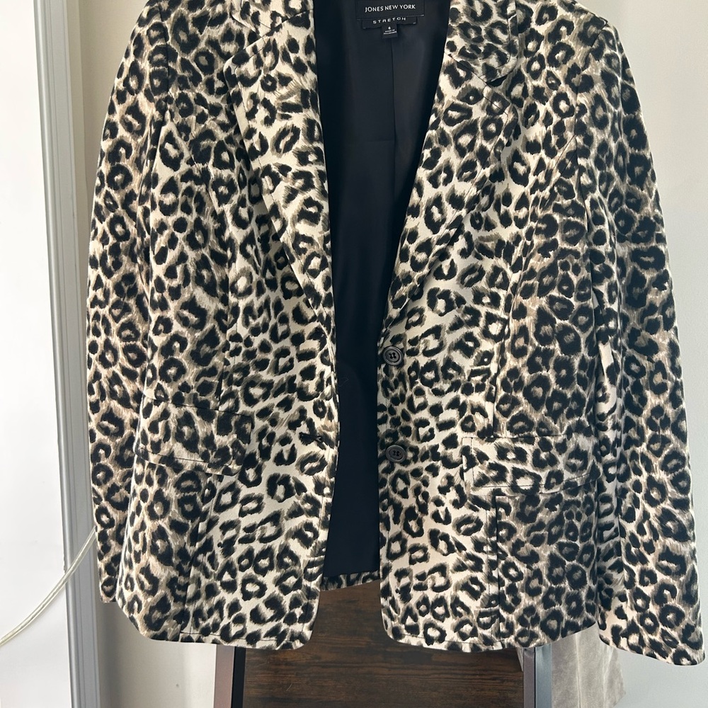 Jones New York Animal Print Blazer